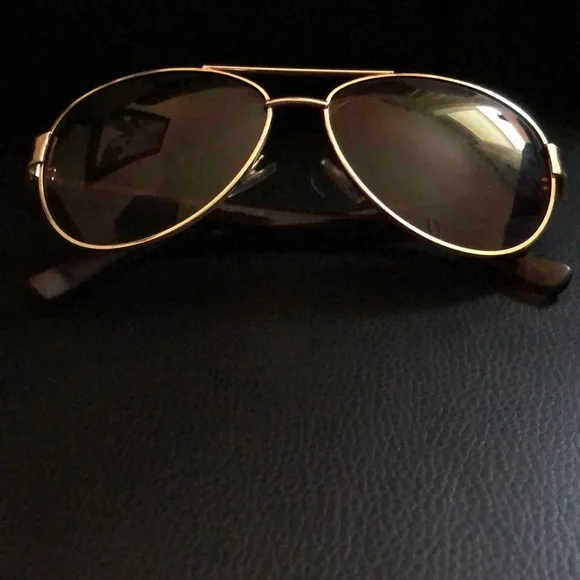 Juicy Couture | Accessories | Juicy Couture Rose Gold  display picture 1